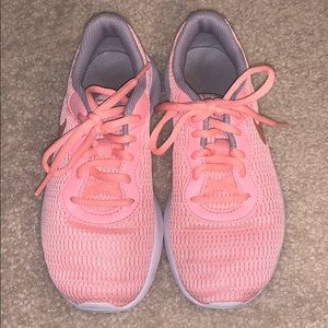 Girls NIKE shoes size 1